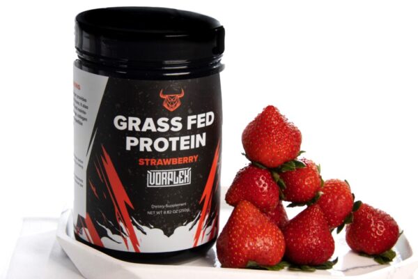 Strawberry Powder with strawberries 001sm2